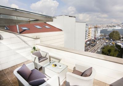 Suite Room with Balcony