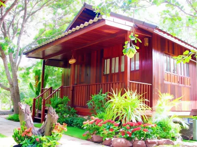 Baansuan Lychee Maeklong Resort Ampawa Hotels near Wat Bang Kung