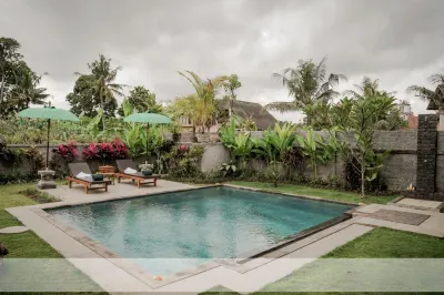 Green Padma Ubud Hotels near Rudana Museum