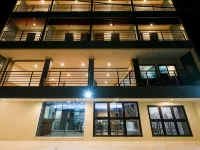 كارولاين جيست هاوس Hotels near شاطئ إيكو