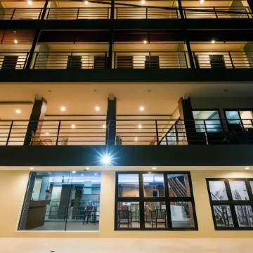 Caroline Guest House Отели рядом с достопримечательностью «Пляж Чангу»