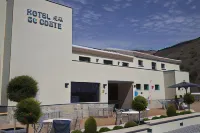 Hotel Restaurante El Corte - parkir
