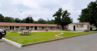 Andrews Motor Inn Hotels in Andrews