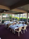 Ringwood Lake Inn Hotels in Croydon