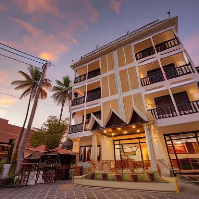 LuangPrabang Center Hotel โรงแรมใกล้วัดอาราม