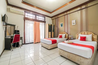 RedDoorz Syariah Near Kawasan Saribu Rumah Gadang Solok Selatan