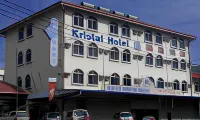 Hotel Kristal 케닌가우 호텔