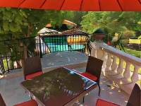 Ekin ô Rev Gîte Fontessante Hotels in Montauroux