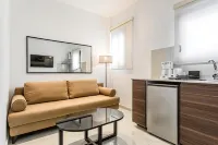 Nicholas Point Apartments and Rooms Hotels in Ilion