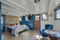 Mälardrottningen Yacht Hotel