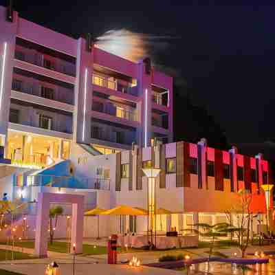 Baobab Tree Hôtel & Spa Hotel Exterior