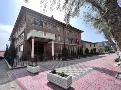 Grand Nur Hotel Các khách sạn gần Hazrati Imam Mosque