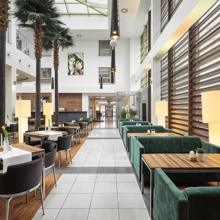 Hotel Moderno Poznań Отели рядом с достопримечательностью «Мальтанское озеро»