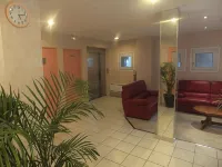 Hotel le Village Hotel di Gif-sur-Yvette
