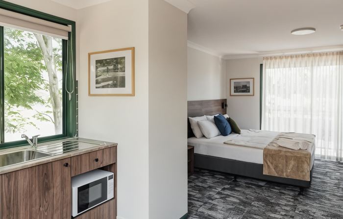 Wallaby Hotel