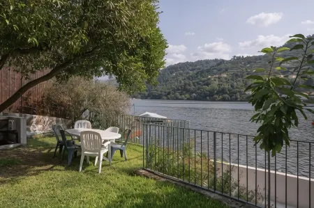 Feel Discovery Casa do Rio Douro Valley