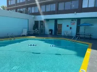 Quality Inn & Suites Hotels in Ludlow