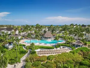 Grand Isle Resort & Residences