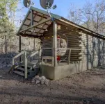 Ouachita Crystal Cabin in the Woods