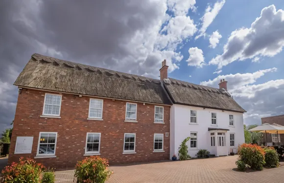 斯塔靈波勒農莊酒店