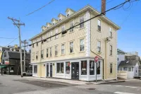 Beautiful downtown retreat, walk everywhere! Hotel di 
