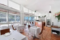 The Atrium Resort Hotels in Biggera Waters