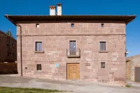Hostal Rural Ioar Hotels near Albergue Capuchinos