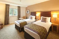 Drayton Manor Hotel - ที่มีบาร์