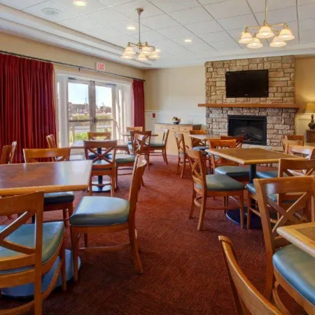 Rivertide Suites
