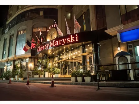 Cherry Maryski Hotel