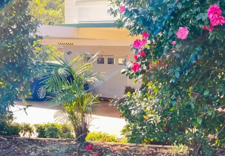 North Ryde Guesthouse Отели в г. Ryde