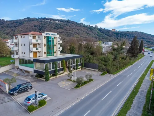Hotel Odissey Jaz Hotel a Prijevor