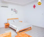 IMAN'S HÔTEL BOUNDIALI Hôtels à proximité de : SOCOCE CI BOUNDIALI