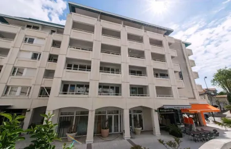 Appart'hôtel le Trianon