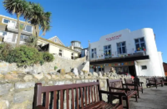 海灣觀景法院4號