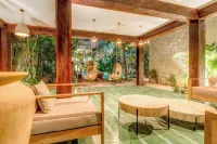 Private Rooftop 1Br Condo with Stunning Common Areas
