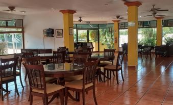 Hotel Brandts Los Robles de San Juan