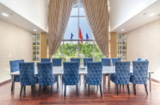 蒂芙尼酒店及餐廳