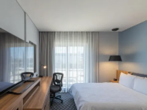 ハンプトン バイ ヒルトン アグアスカリエンテス ダウンタウン アグアスカリエンテスのホテル