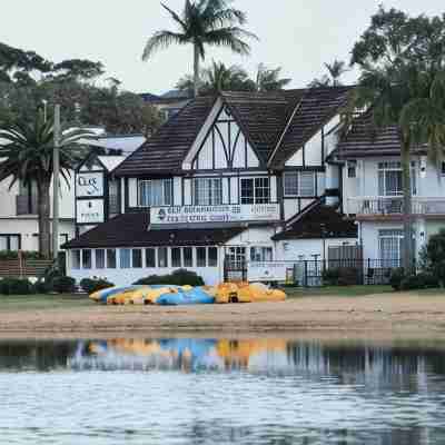 The Clan Terrigal Hotel Exterior