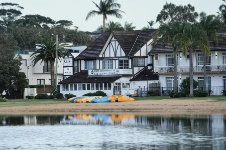 The Clan Terrigal Отели в г. Копакабана