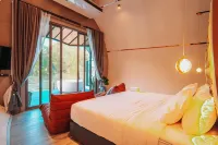 VeeVaree Riverkwai Resort Hotels in Amphoe Sai Yok