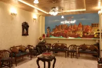 Satshree Kothi Hotels in Domari