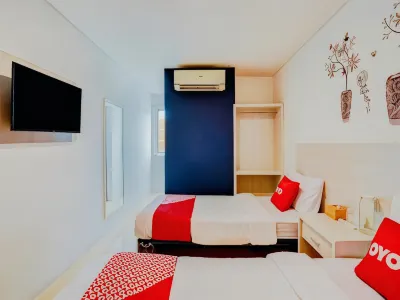 LG Hotel Jember by Callirooms Hoteller i Mangli