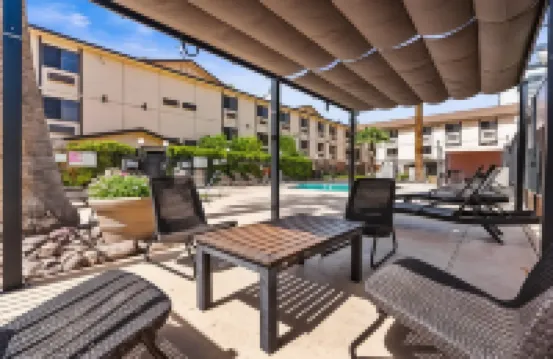 拉斯維加斯埃利斯島飯店