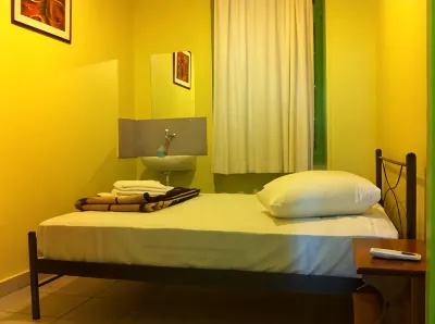 Zeus Hostel Các khách sạn gần Temple of Hephaestus