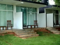 Bridge Hotel Negombo Hotels in Miriswatte