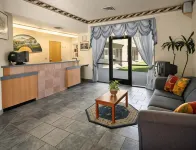 Creekside Inn & Suites Hotels in Willits