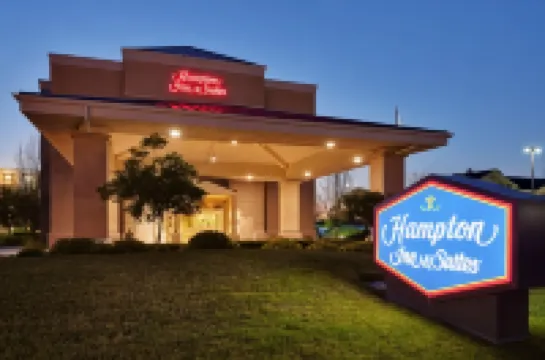 Hampton Inn & Suites by Hilton Sacramento-Airport-Natomas サクラメントのホテル