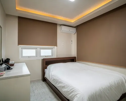 Jeju Ocean Hotel Hotel dekat Pantai Pyoseon